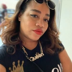 Meet your Posher, Deirdre